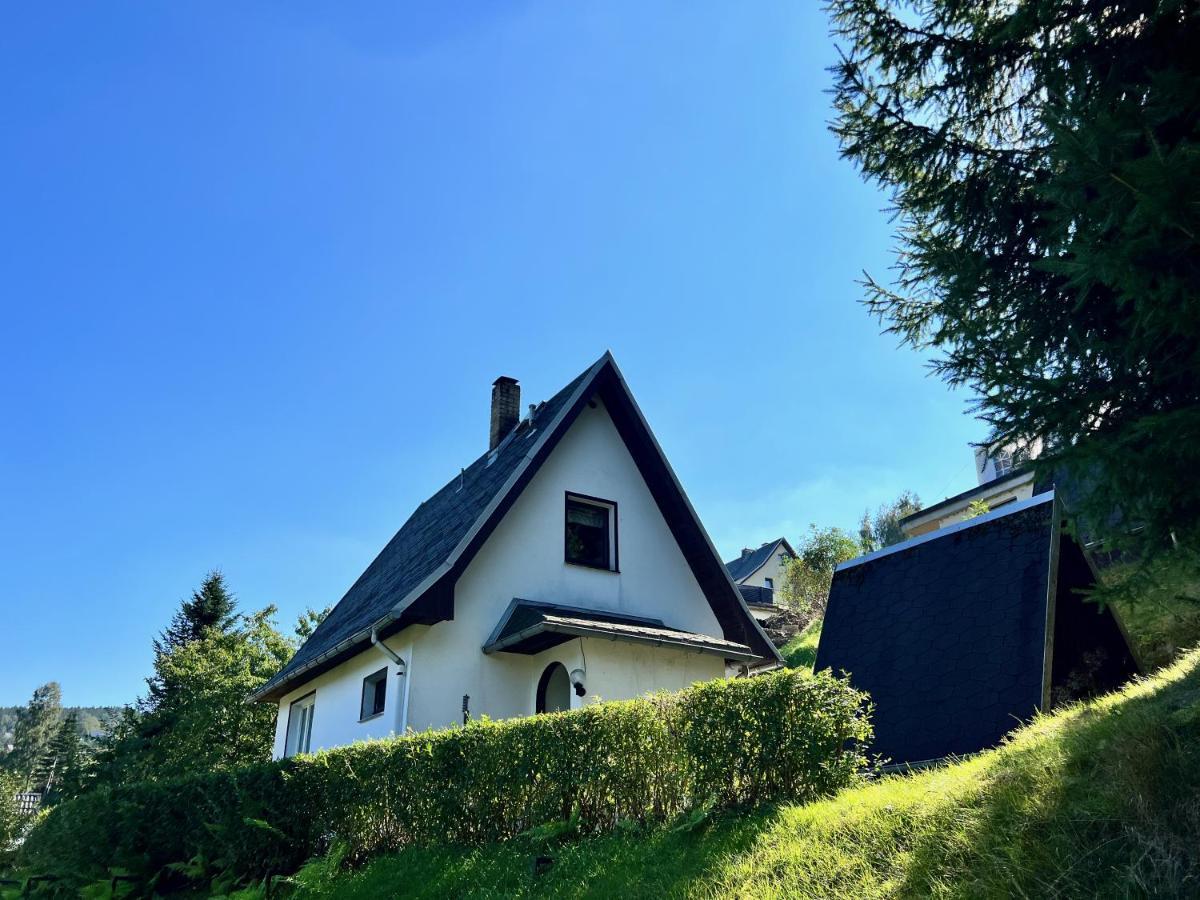 Urige Berghuette Mit Kamin Und Sauna Im Erzgebirge Nahe Schwarzwassertal Pobershau المظهر الخارجي الصورة